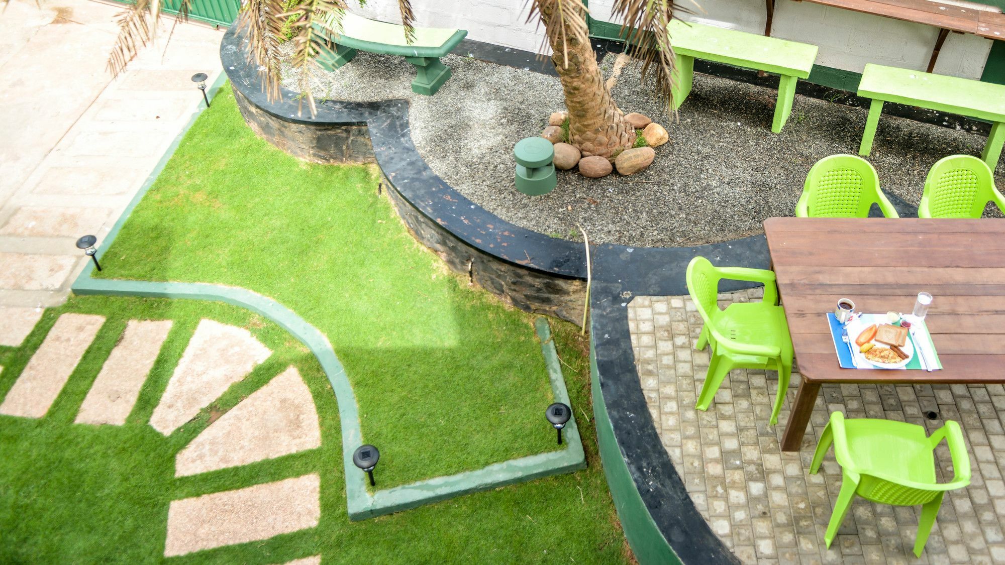 Explore Hostels Negombo Kochchikade Exterior photo